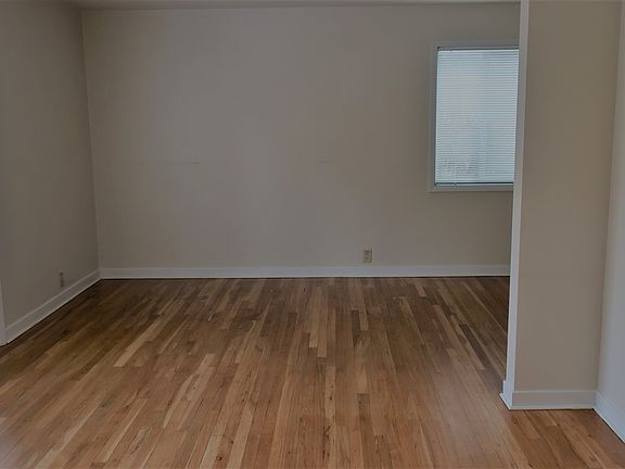 4th image of 115 Lavender Ct Unit 10