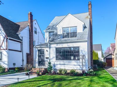 382 Marcellus Rd, Mineola, NY, 11501