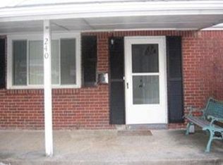 240 Lexington Dr, McKeesport, PA