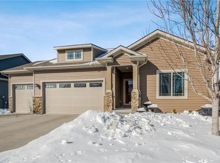 349 S 82nd St, West Des Moines, IA 50266