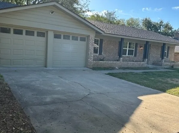 3612 Brown Trl, Bedford, TX 76021