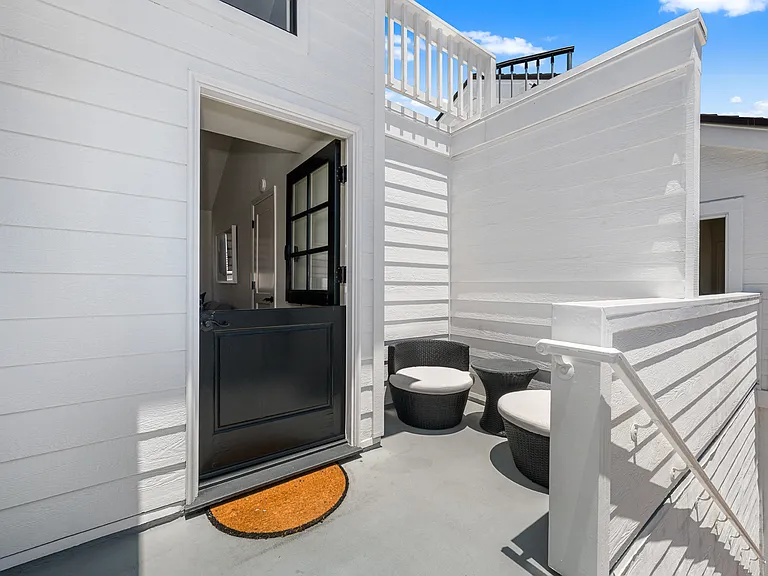 117 Marine Ave #B — Photo 26