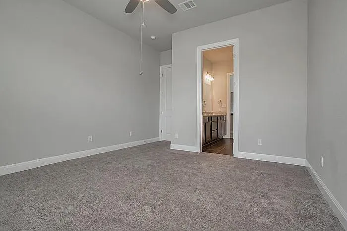 4655 Katherine Dr — Photo 20