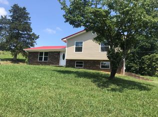1701 Spout Springs Rd, Morristown, TN 37814