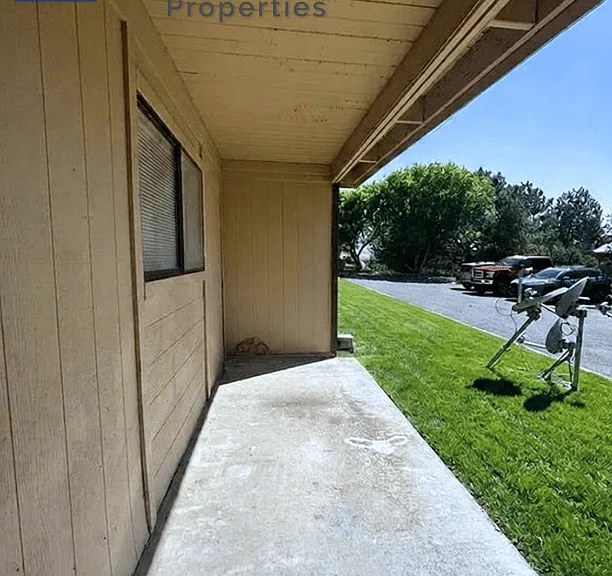 2117 Marigold St #1 — Photo 9
