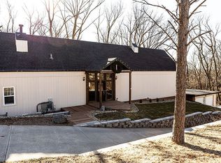 11339 Old Maple Rd, Omaha, NE 68164