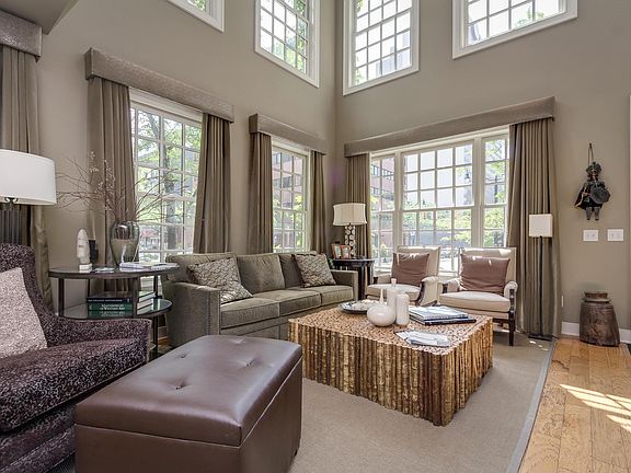 4th image of 50 N 4th St #Townhouse 4
