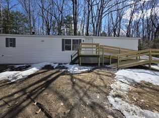 42 Squire Court, Winthrop, ME 04364