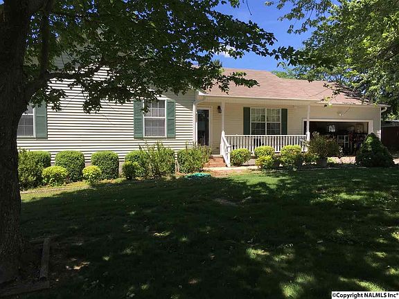 2nd image of 2515 Charity Ln