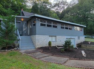129 Catchall Ln, Beach Lake, PA 18405