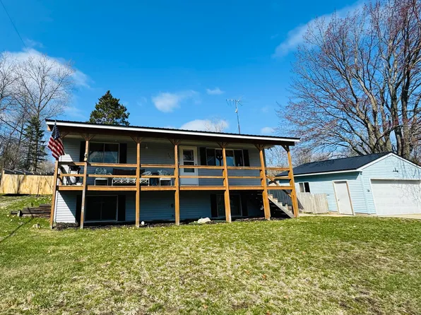 305 Monroe Ave, Big Rapids, MI 49307