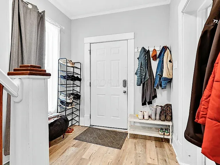 5 bed, $3,950 — Photo 3