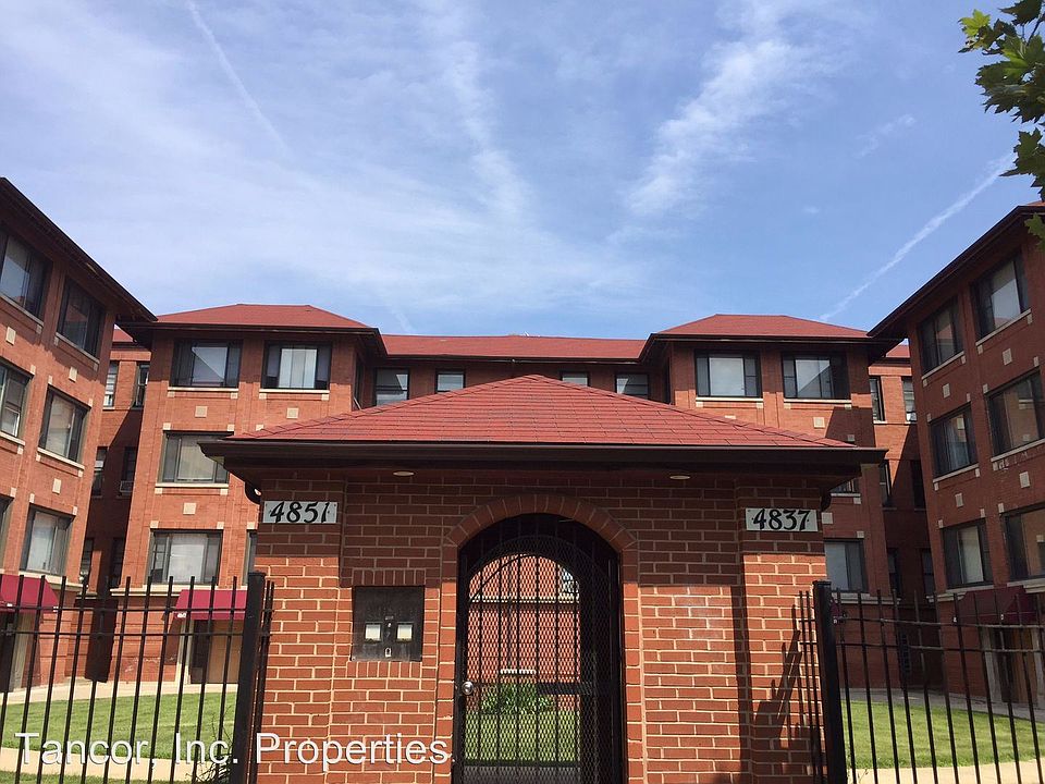 1st image of 4851 N Albany Ave APT 2