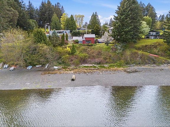 4th image of 4911 Harbour View Rd