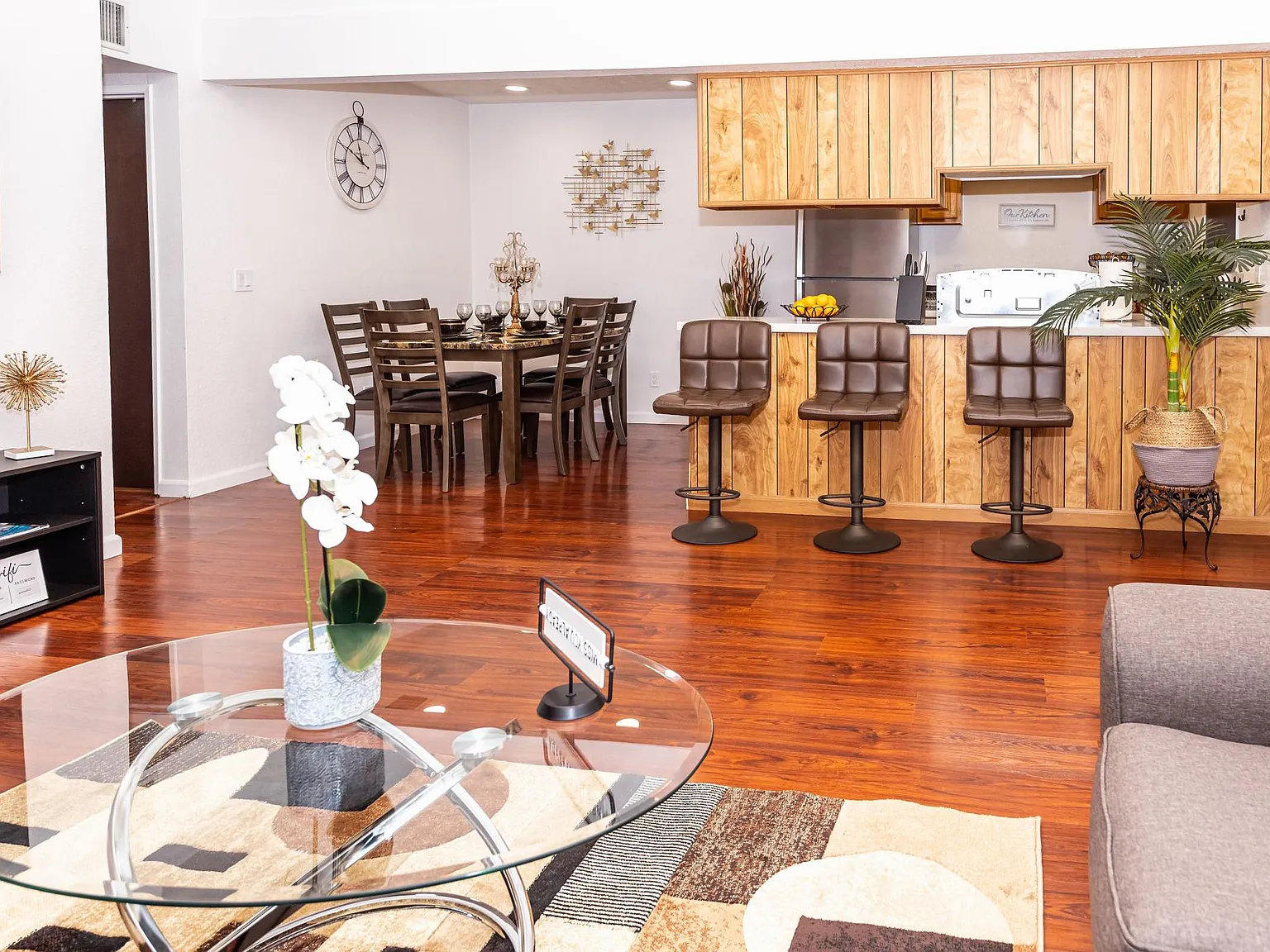 3 bed, 1058 sqft, $2,800 — Photo 4