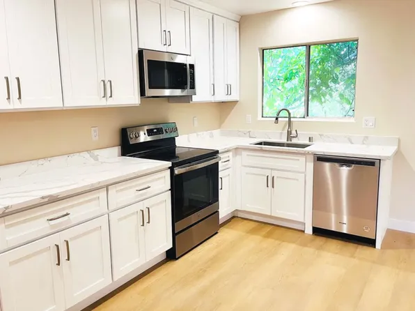 2422 McKinley Ave APT F, Berkeley, CA 94703