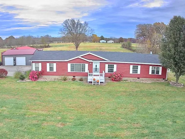 1894 Bracher Rd, Boonville, IN 47601