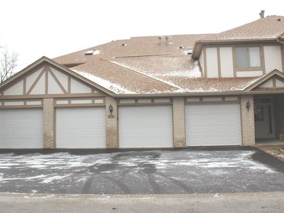6541 Pine Trail Ln APT 1, Tinley Park, IL, 60477