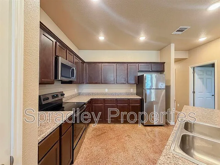 1573 Kal Ct — Photo 6