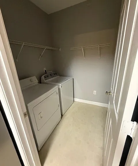 10669 Hill Point Ct — Photo 6