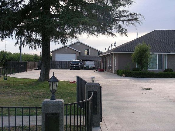 2 story Shop-RV Parking