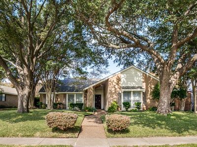 3733 Solarium Pl, Plano, TX, 75075