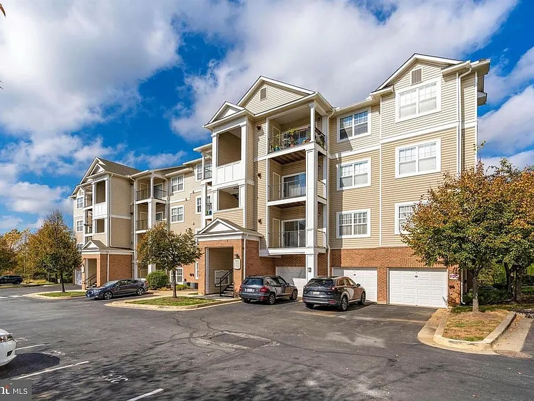 13504 Derry Glen Ct #201 — Photo 36