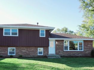 4407 W 142nd St, Crestwood, IL 60445