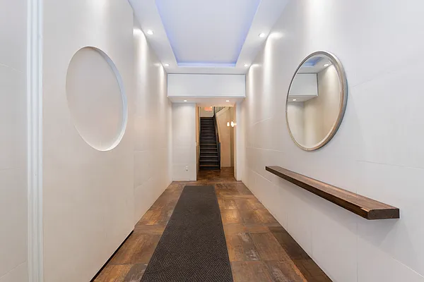 Rented by Compass | media 12