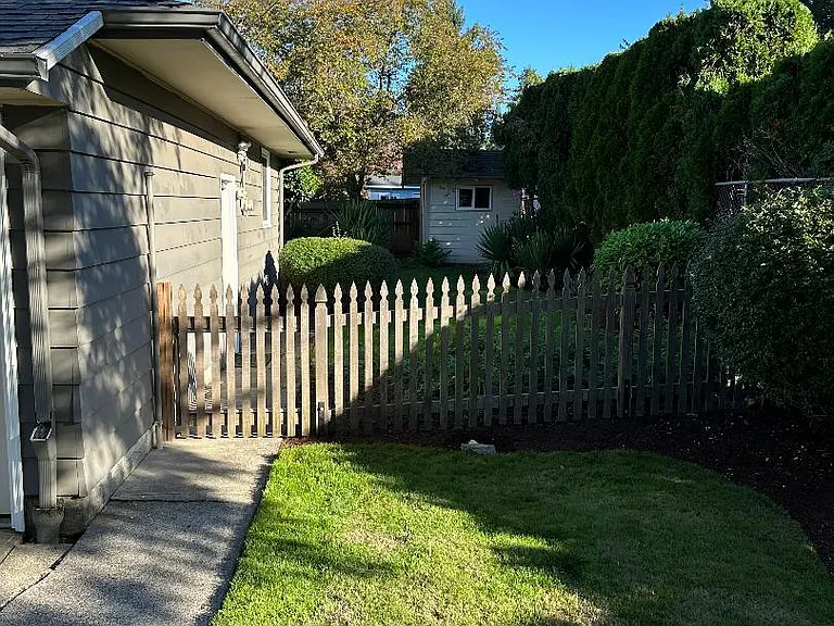 5603 SE Harlene St — Photo 5