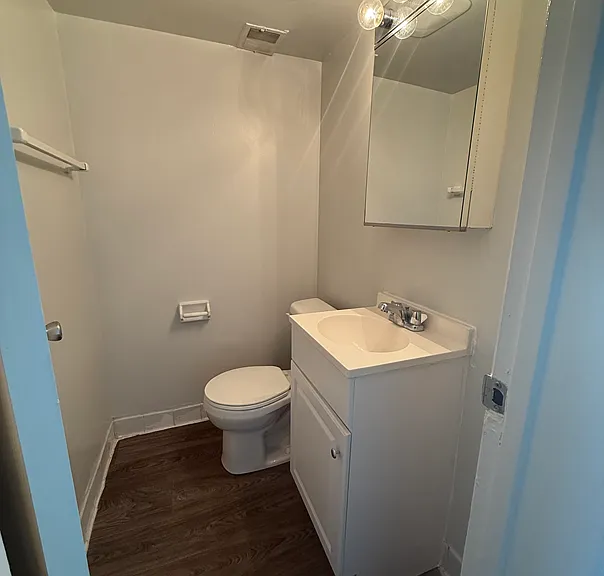 Longview — Photo 152
