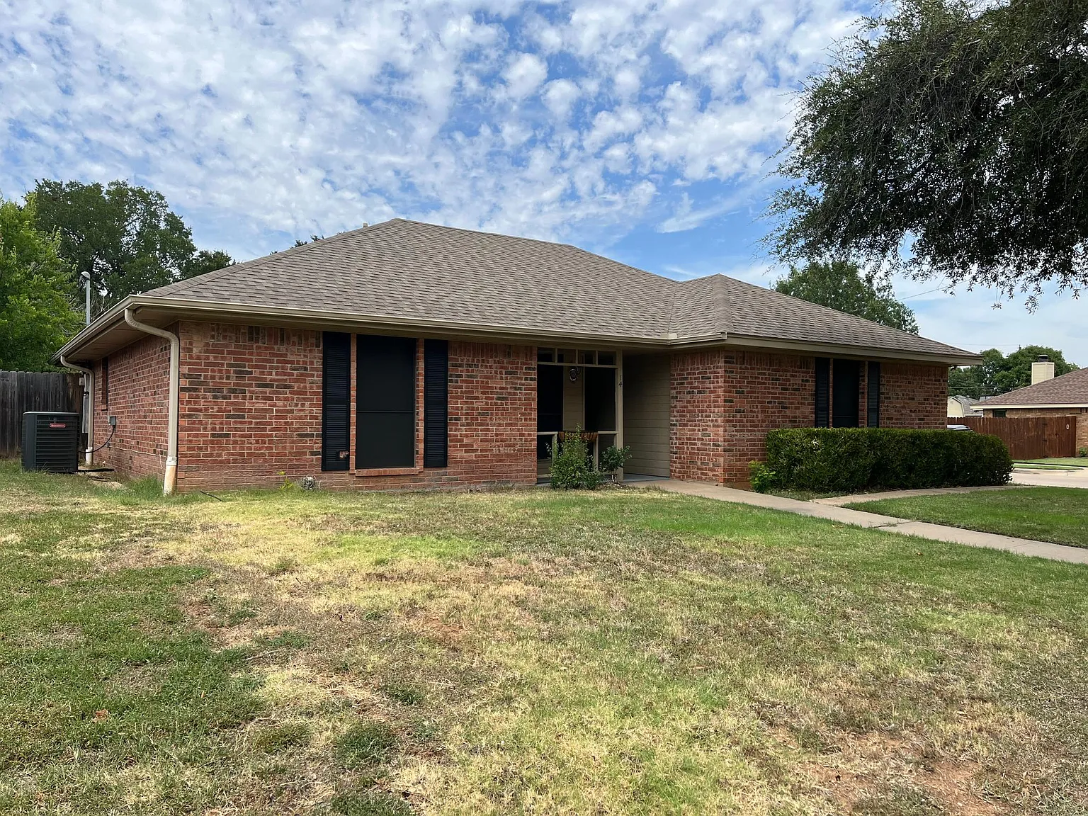 14 Bayberry Ct — Photo 1