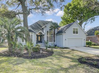 1276 Waterfront Dr, Mount Pleasant, SC 29464