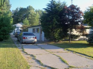 3146 Boy Scout Rd, Bay City, MI 48706