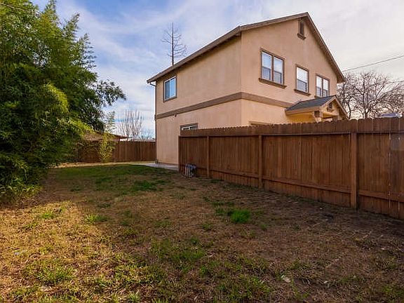 5th image of 310 Chennault Ct