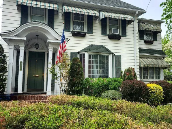 265 College Ave, Staten Island, NY 10314