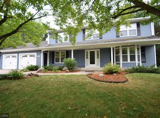 1478 Dawn Cir, Arden Hills, MN 55112