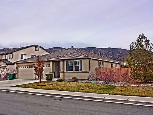 10890 Crooked Canyon Dr photo 1
