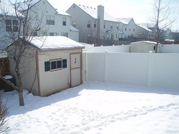 2nd image of 3864 Highland Bluff Dr