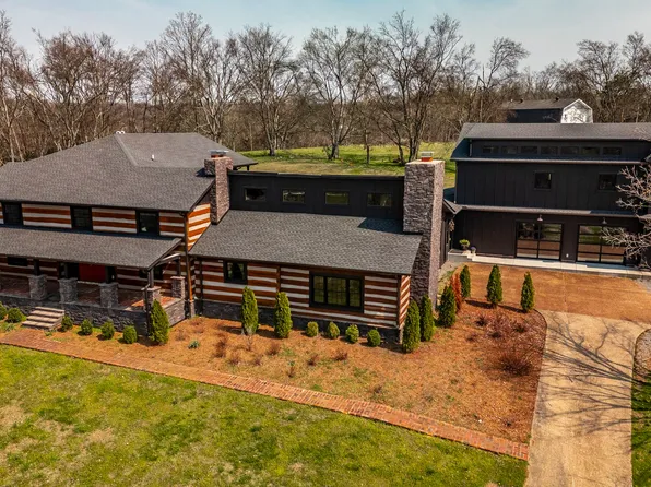 1554 Latimer Ln, Hendersonville, TN 37075