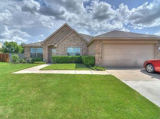 1605 W Hercules Ln, Denton, TX 76207