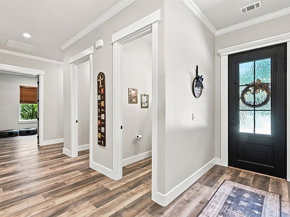 3rd image of 24139 Wood Hollow Dr
