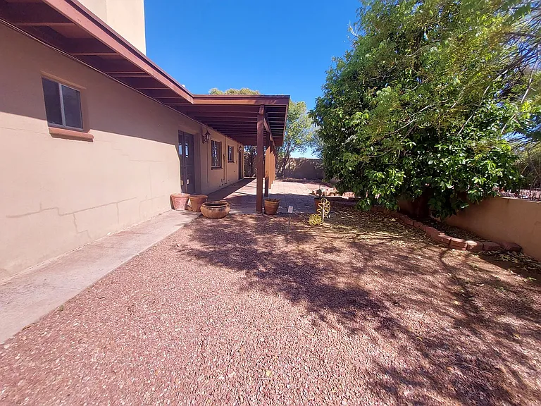 2604 Inverrary Dr — Photo 28