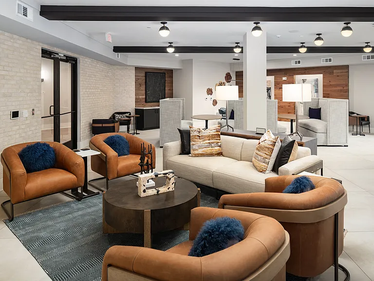 The Dalton by Alta — Photo 20