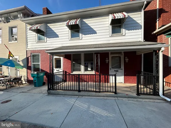 14 W Baltimore St, Funkstown, MD 21734