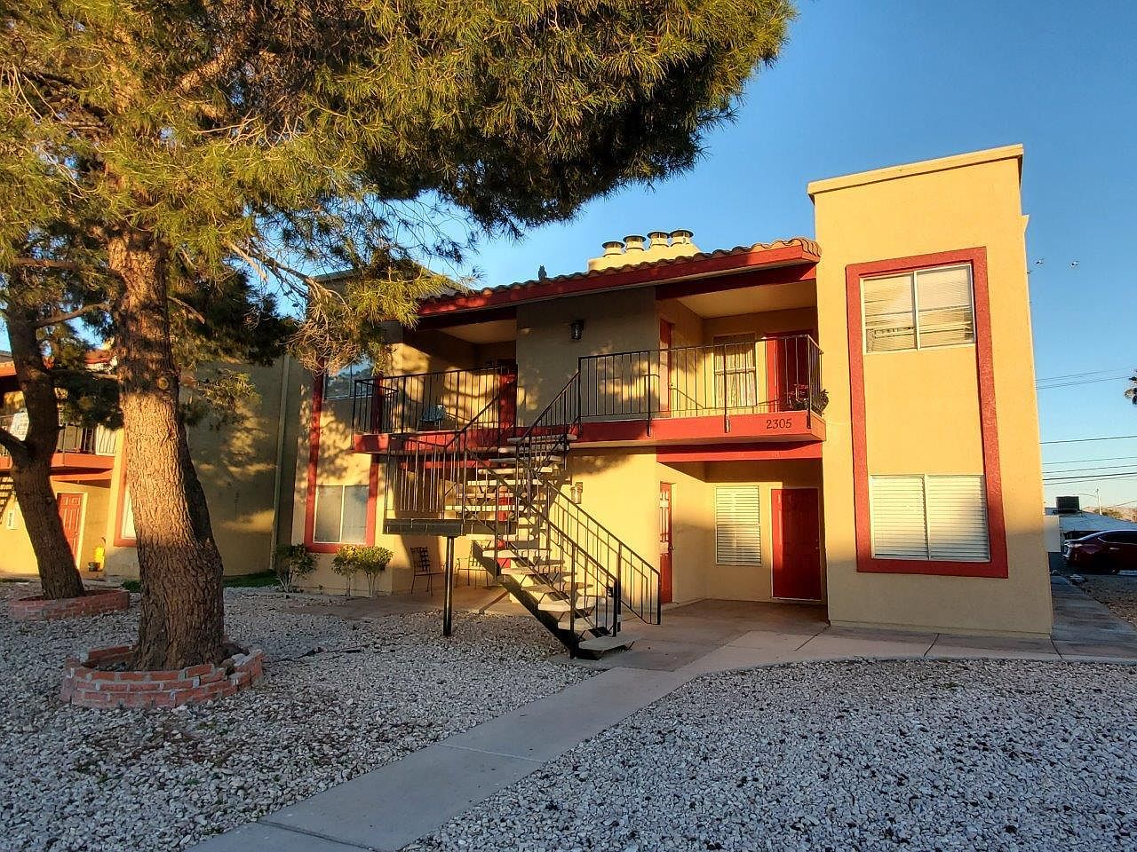 2305-n-jones-blvd-apt-4-las-vegas-nv-89108-zillow