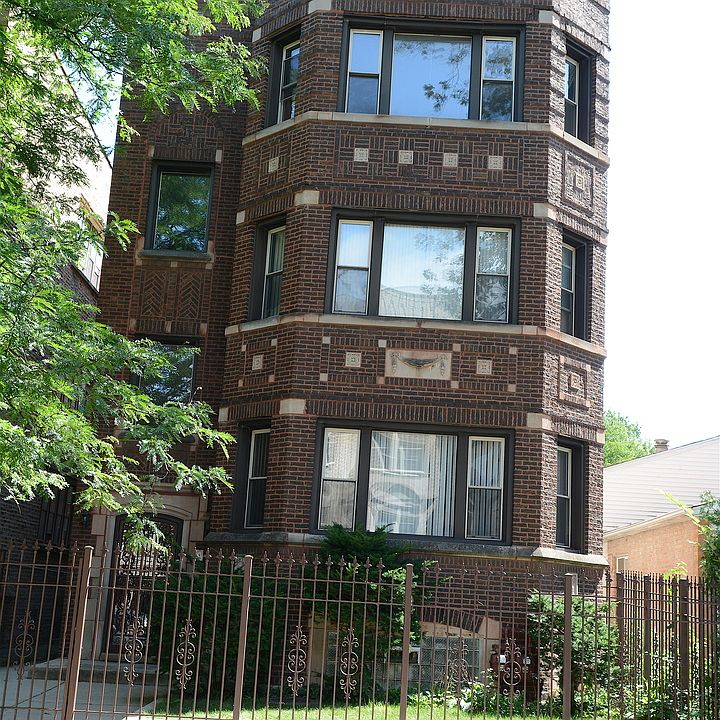 1st image of 7711 S Kingston Ave #3