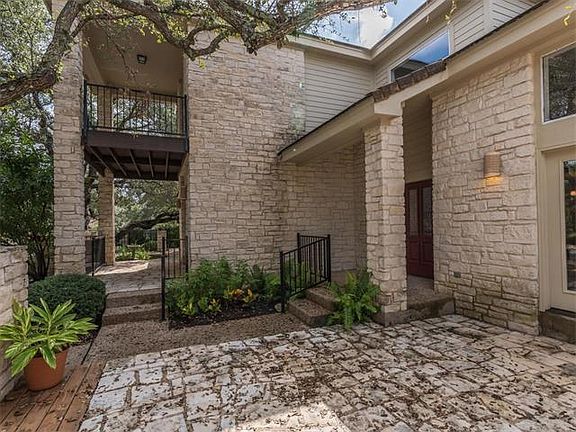 3rd image of 33 Tiburon Dr