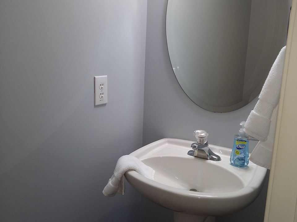 2nd image of 334 Moonstone Dr