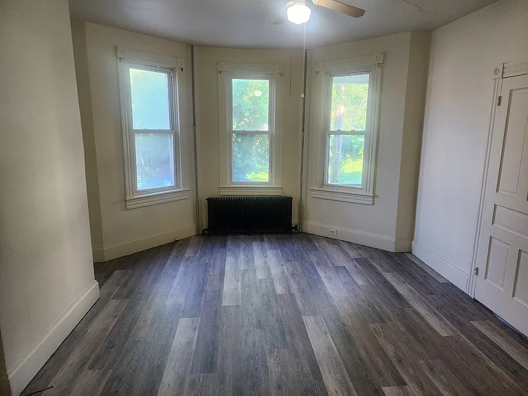 19 N Lee St #1 — Photo 8